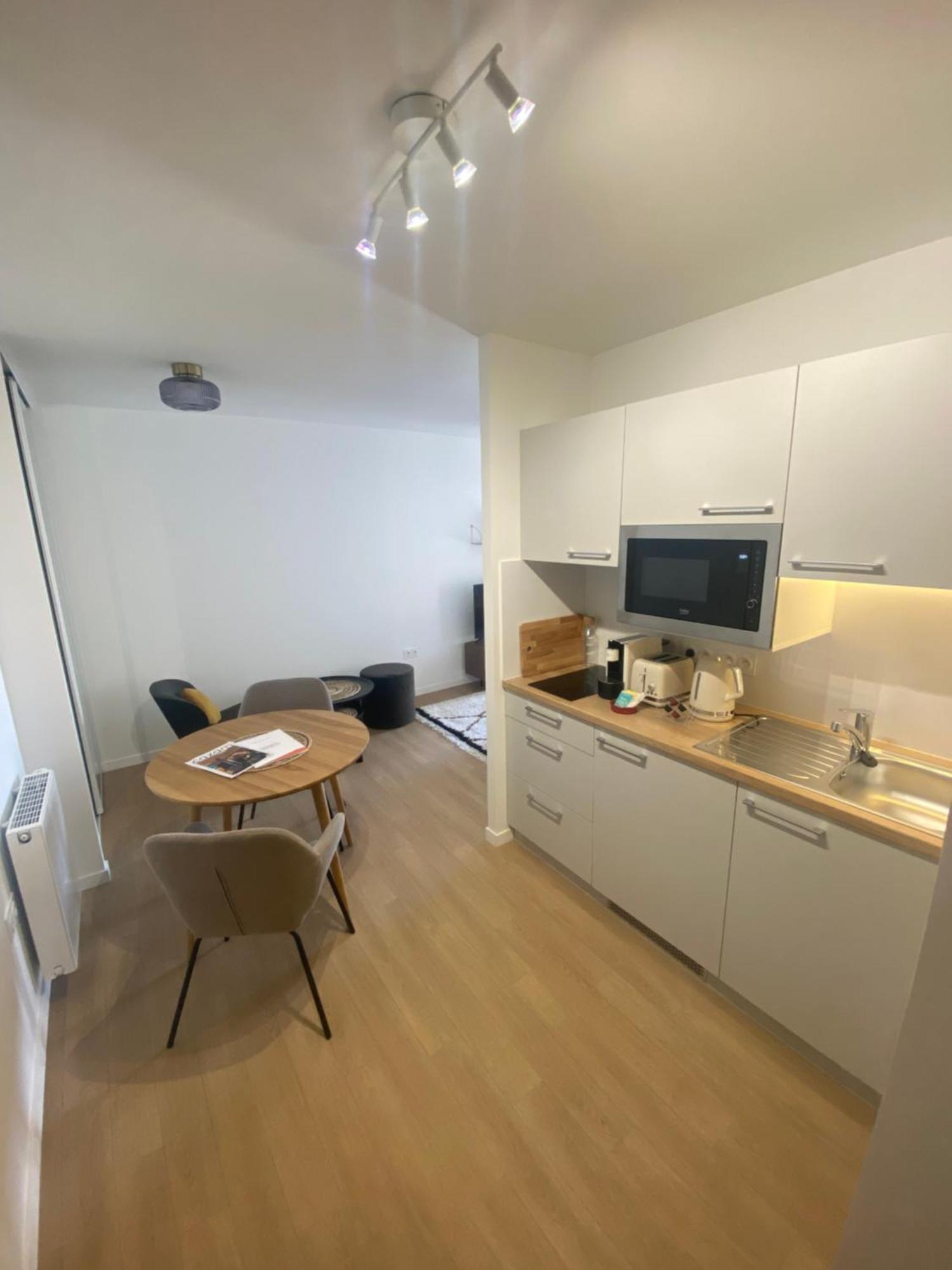 Cazam Paris Saint Ouen Aparthotel Ngoại thất bức ảnh